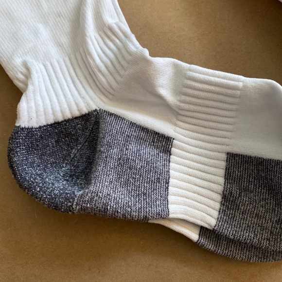 Copper Fit Long Compression Socks 2 Used Pairs Like New White and Grey - Picture 2 of 3